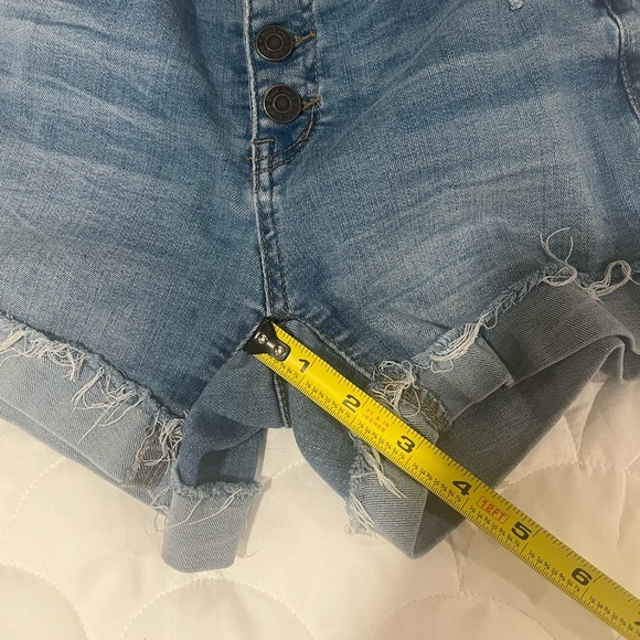 Women’s Mudd Flex Stretch Denim Jean Shorts - size 3 - Picture 5 of 6